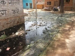 गन्दगी से कस्बा को हाल