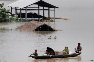 01-10-14 Desh Videsh - Assam Floods