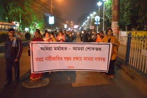 800px-Candlelight_Rally_Against_Rape_-_Sector-V_-_Salt_Lake_City_-_Kolkata_2012-12-29_2108