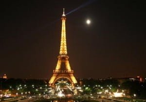 01-04-15 Mano - Eiffel Tower Opening Ceremony web