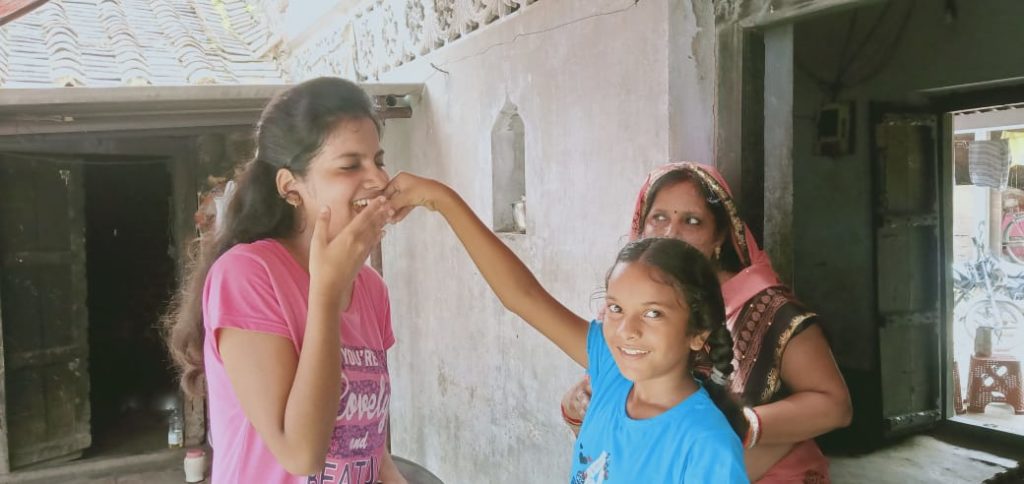 CBSE: Shreya Shukla of Faizabad in 12th and Shruti Kirti of Chitrakoot topper