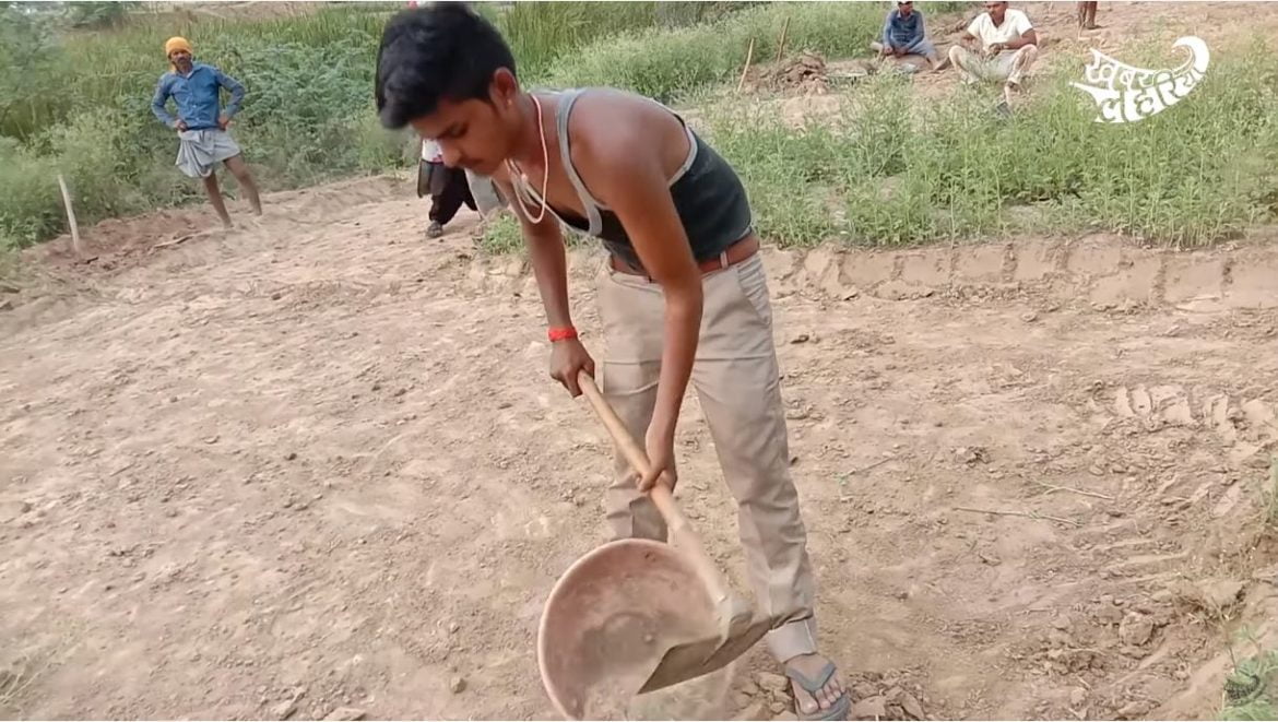 The manager of the company became a MGNREGA worker