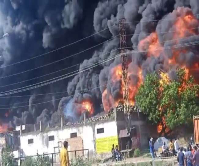 shoes factory is in fire