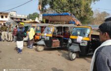 Auto drivers continue to protest against the ever increasing prices of petrol and diesel