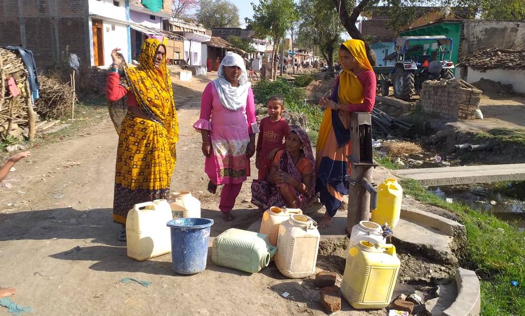 water-crisis-in-lalitpur-buy-water-from-the-bore-of-others