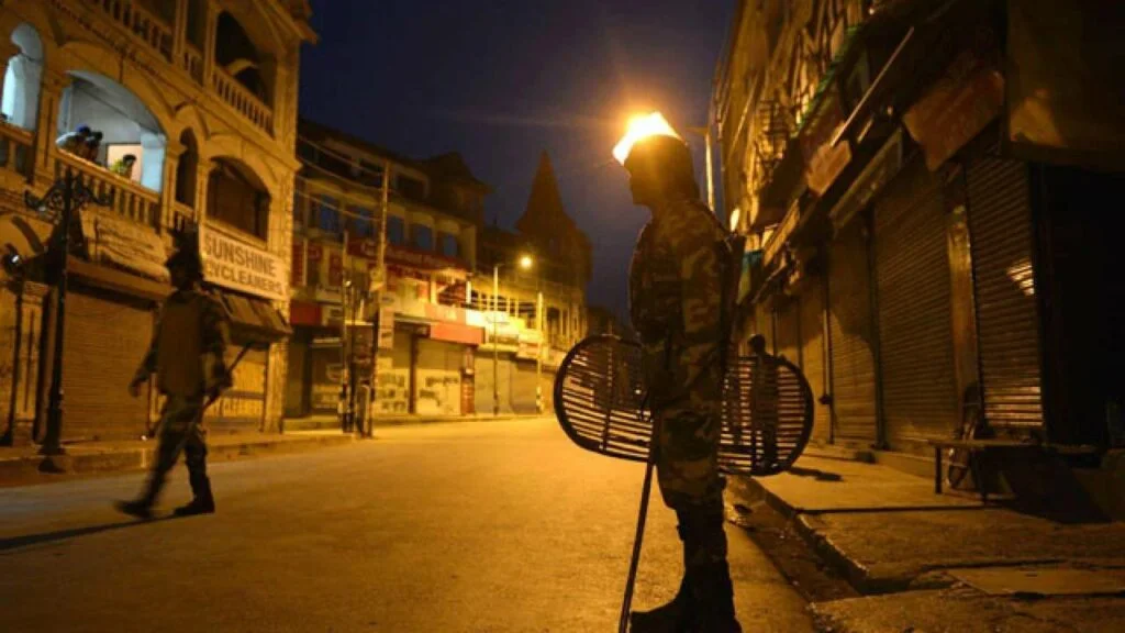 country have night curfew and lockdown