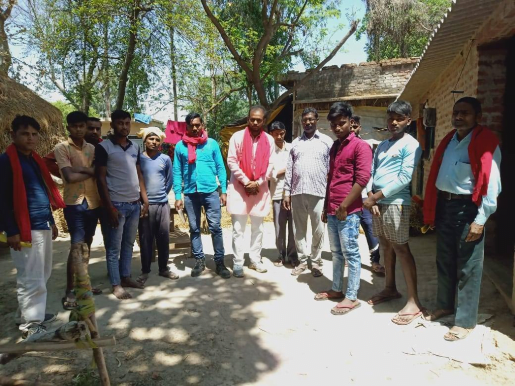 Digvijay Singh, Janabazar gram panchayat Pradhan candidate in Ayodhya said this era belonged to the youth, in April 2021.