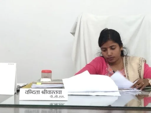 SDM VANDITA SRISHVASTAV