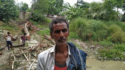 Samastipur news, broken bridge created problems for local villagers