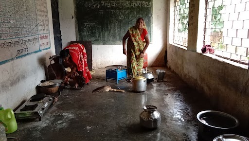 Tikamgarh news, school cook slapped Dalit student for asking roti, dalit girl student alleged
