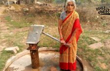 Chhatarpur news, only One hand pump in the whole village, that too broken which gives rusty water