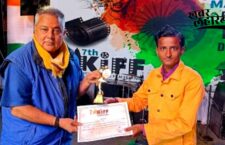 Bundeli artist of Chhatarpur district is earning name by making Bundeli film
