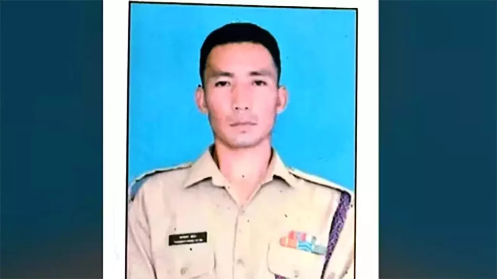 indian army Soldier kidnapped and murdered in Manipur, violence continues in the state