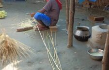 Saran news, Skill of making broom and dauri
