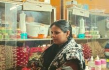 a woman from Jhansi open a parlor from fighting against all the odds