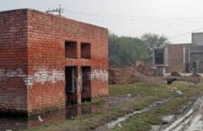 jind-only-health-center-of-the-village-is-locked