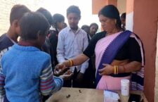 sheohar news, filariasis medicine given to children in school