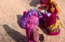 tikamgarh-news-woman-gave-birth-to-a-child-on-the-middle-of-the-road