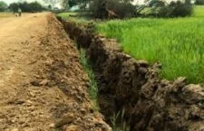 Banda news, Farmers' lands are being snatched away illegally. Villagers alleged