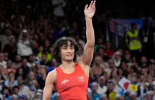 Indian Wrestler Vinesh Phogat out of Paris Olympics 2024 due to being overweight by just 50 grams