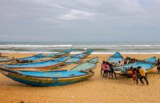 "Cyclone Dana: Red Alert for Heavy Rain as Storm Expected to Hit Odisha and West Bengal Coast on October 24-25."