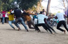 tug-of-war-competition-held-in-chandpura-village-of-mahoba