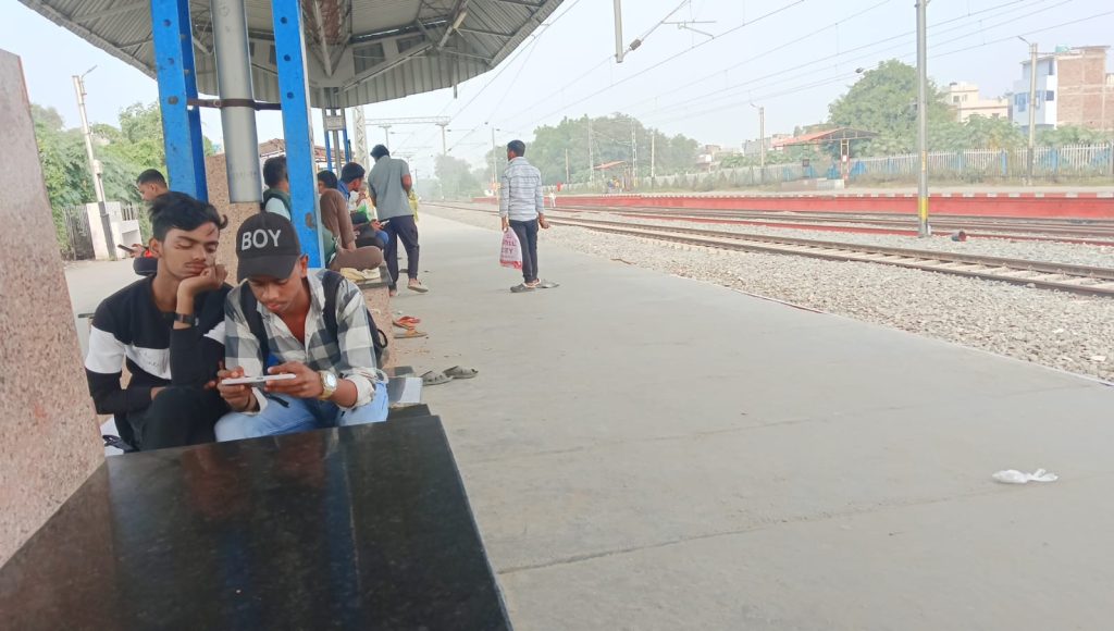 ASER Report 2024: 26.9% girls have smartphones compared to boys