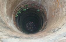 The dried up well of Dhubela