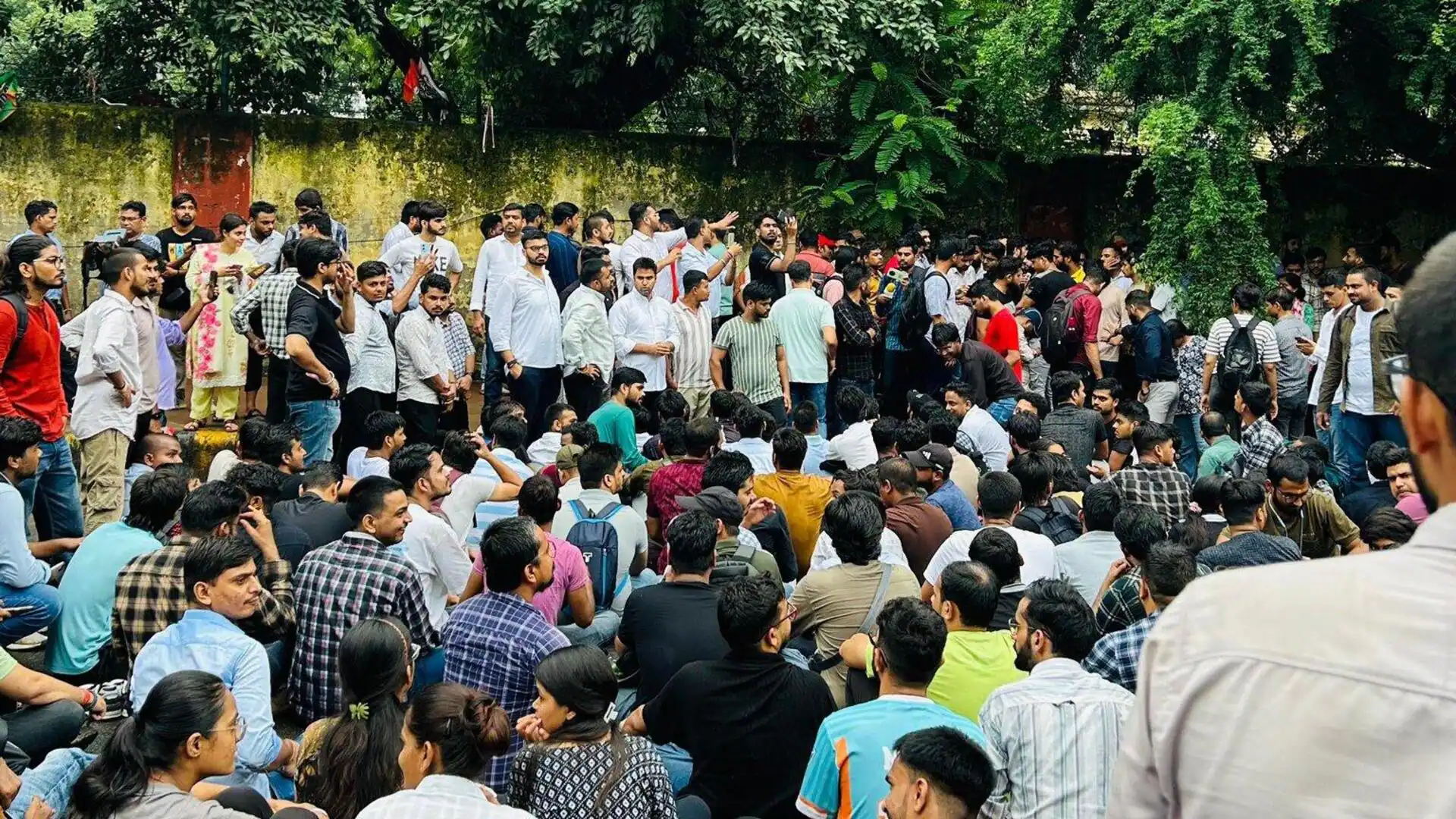 Photo of students during the protest